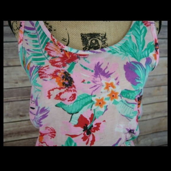 Gina Tricot Nadja Floral Dress Open Back - Picture 4 of 8